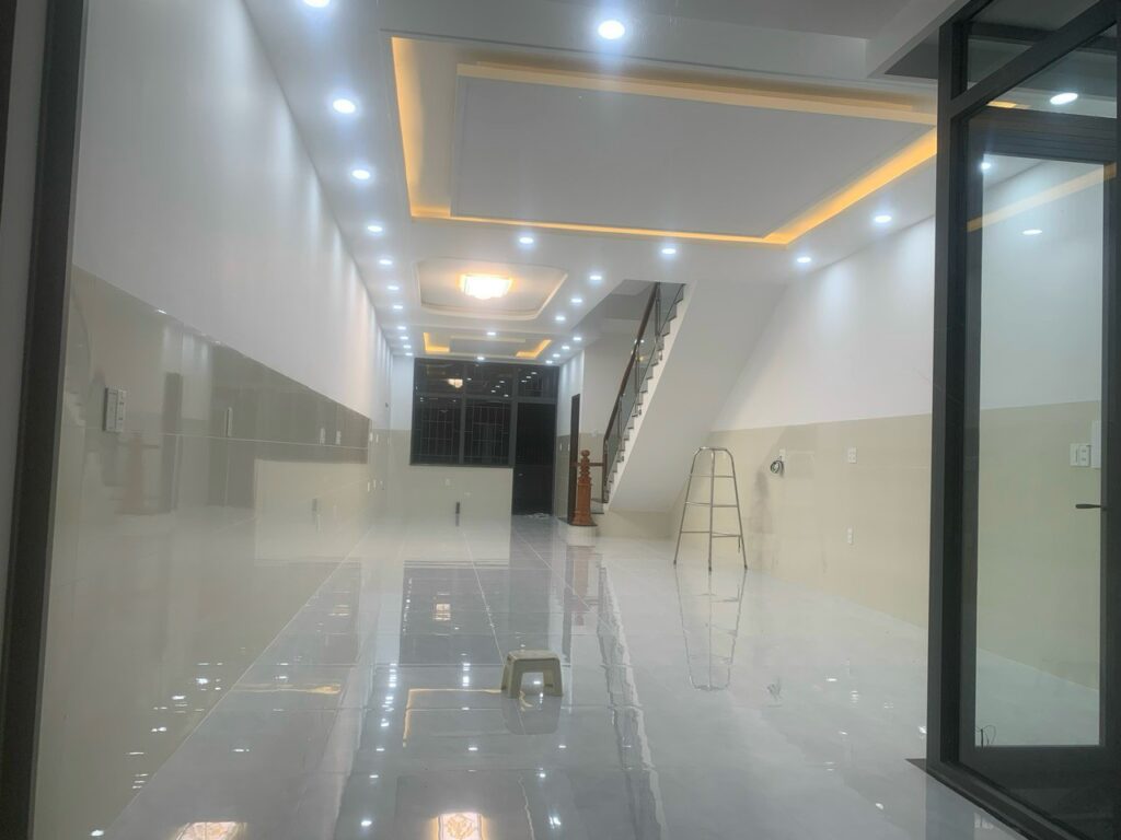 Shophouse 5x25m 2