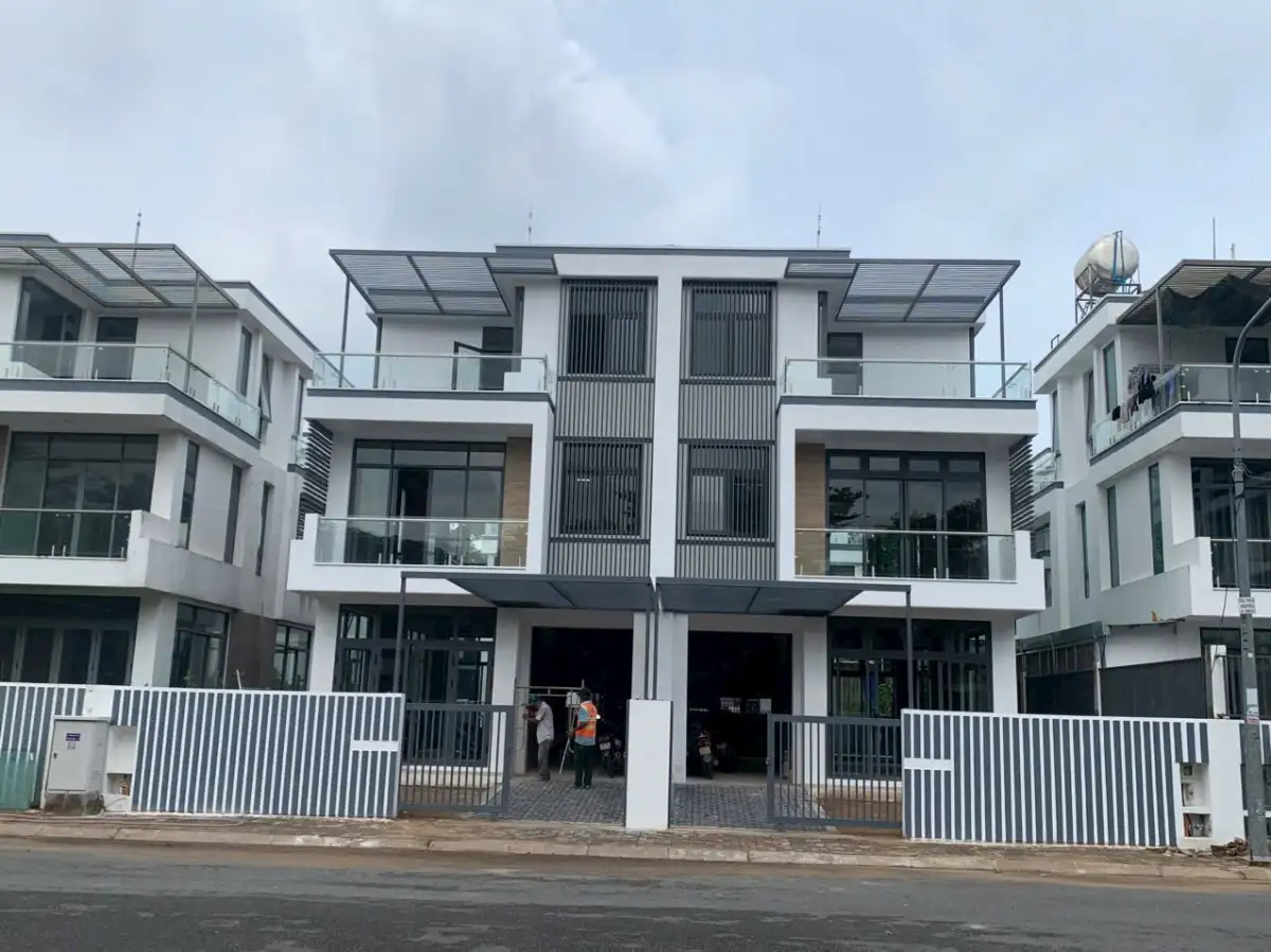 Bán Biệt Thự Song Lập 8×20 Mặt Tiền N7, View Chung Cư