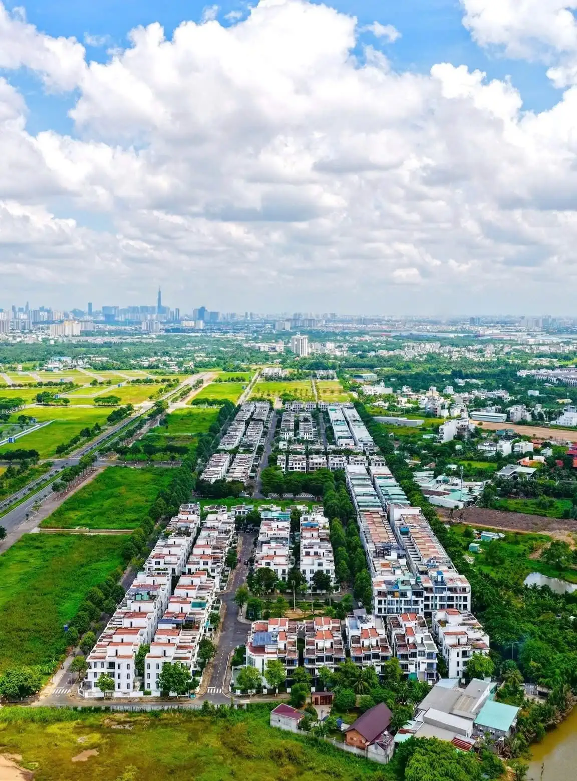 BIỆT THỰ ĐƠN LẬP GÓC 2 MẶT TIỀN – ĐÔNG TĂNG LONG