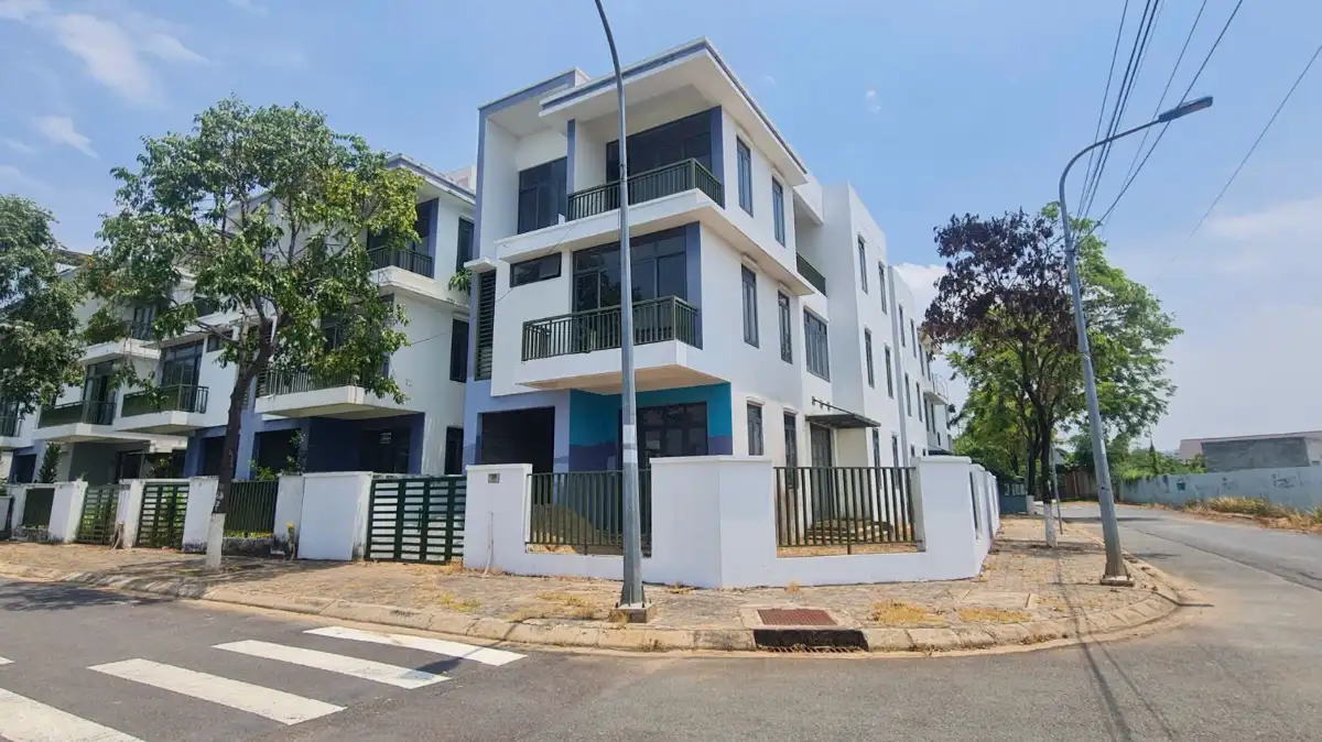 BIỆT THỰ ĐƠN LẬP GÓC 2 MẶT TIỀN – ĐÔNG TĂNG LONG