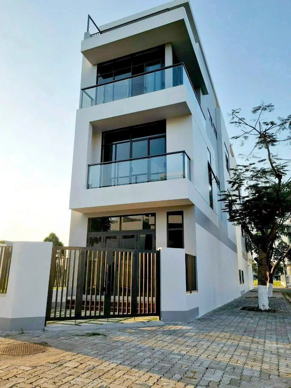 Bán Nhà Phố 5×20 Góc 2 Mặt Tiền Dự Án Đông Tăng Long